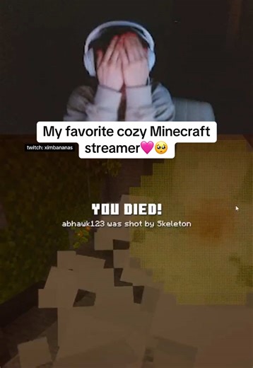 Just so cozy and aesthetic🫶 | TWITCH: ximbananas & xfiz #minecraft #cozygaming #funny #clip #couplesgaming