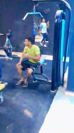 Volt Gym ⚡🔥 معاك من الالف للياء لغايت متعرف تمرن نفسك 💪🏾 اسال اللي بيلعب هناك هيقولك ده الجم بتاعنا معاملت الكباتن لللعيبه كانو اخ او صاحب مش متدرب ♥️⚡عندنا انزل وشوف نفسك وعرضنا شغال لاخر الشهر الاشتراك ب 100 فقط لاغير 😘💪🏾⚡ Volt Gym ⚡💥بورك عندنا 😎💪🏾 | VOLT GYM