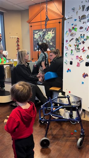 Funny Singing Exercises for Pediatric Physical Therapy