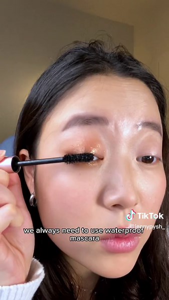 Jenny Moon (@imjennymoon) - Natural Monolid Makeup Tutorial with Korean Beauty Products
