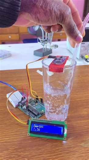 water level monitoring project with Arduino using LCD & ultrasonic sensor
