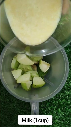 How To Make Green Apple Banana Smoothie | Homemade Recipe