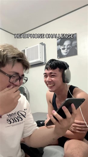Headphone Challenge: A Funny Calling Prank!