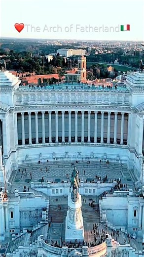 Rome’s Altar of the Fatherland: A Must-See! 🌟🇮🇹#shorts #italytravel