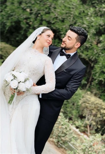 Love in every frame🤍 #momentmakers_coverage #wedding #love #bride #groom