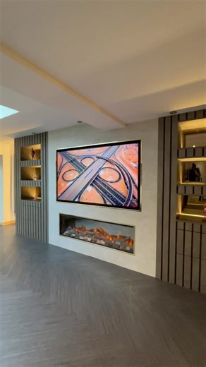 How to Properly Mount a Flat-Screen TV on the Wall