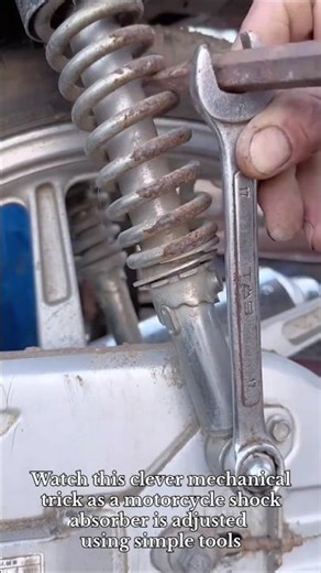 Smart Mechanical Hack Fixing a Motorcycle Shock Absorber Like a Pro