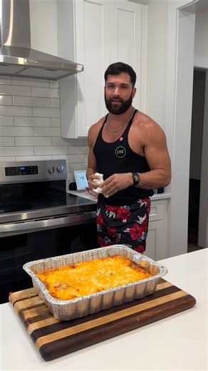 Cameron Dukes on Instagram: "456 calories 37g protein 17g fats 39g carbs makes 6 prep Bake 430 for 60 min I tried another creator‘s meal and they did not do it right whatsoever so I had to fix it i’ll for sure be making this again! This is going into my cookbook ingredients list 12 eggs 2 cups 1 bag reduced Mexican cheese 8 l fat free cheese slices 2 bell peppers 1/2 white onion 1 cup 10 calorie salsa Instructions Whisk up your eggs in your egg whites Chop up your peppers and onions Add your has