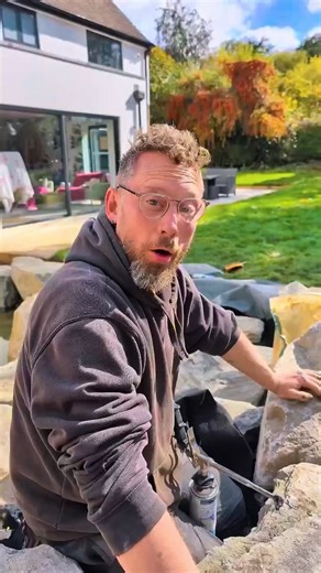 💧 Waterfall Foam Tips for Maximum Flow & Impact Want the biggest visual payoff from your pump power? Sealing your waterfall the right way makes all the difference. ✔️ Use waterfall foam to block gaps behind rocks ✔️ Guide and steer the water over the stones, not behind them ✔️ Build in layers—foam, let cure, then fine-tune ✔️ Less water loss = stronger, wider, more dramatic flow This method concentrates your water where it belongs, giving you better sound, better movement, and maximum visual im