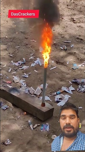 अनार के ऊपर पाइप लगा दे #experiment #fireworks #shortsfeed #funnyshorts #shorts #diwali