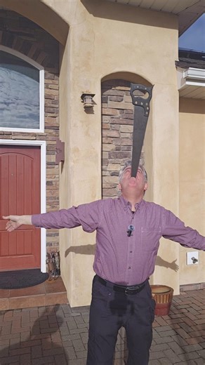 Saw Swallower! bradbyers.com #sword swallow #swallower #swallowing #saw