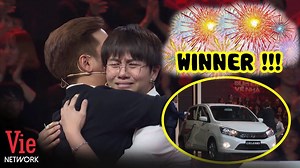 Mọi người dễ thương quá luôn, Duy Khánh Tết năm nay ấm rồi, nguyên chiếc Xe Hơi Về Nhà luôn 🤩 🎉 ----------------- 🌼Theo dõi ngay kênh YouTube Vie Channel - HTV2 để xem trọn bộ chương trình ĐƯA EM VỀ NHÀ nhé #VieShows #VieNetwork #DuaEmVeNha #VieChannel_HTV #ĐưaEmVềNhà #TrườngGiang #DuaEmVeNha #DuyKhanh | VieShows