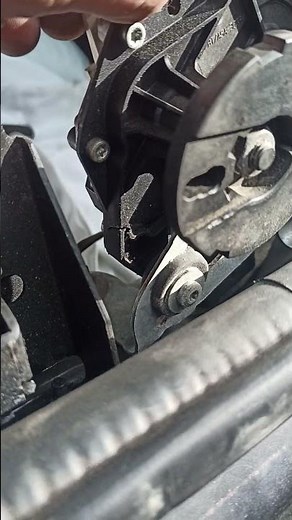 Rear windshield wiper not working 🙀