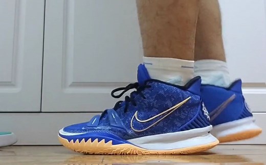 Nike Kyrie 7开箱测评，这上脚也太帅了！