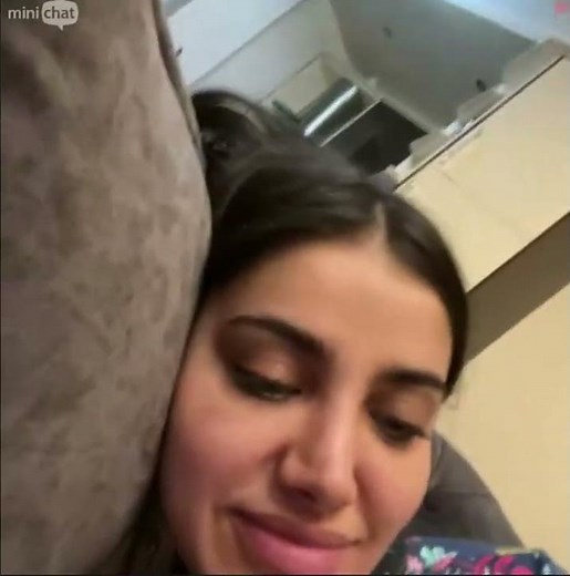 Feet on Omegle with red toenails