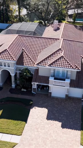 Lindross Remodeling | Tampa/ St.Pete Design- Build on Instagram: "This one hits different. A full-home refresh, told in layers—room by room, detail by detail. We open in the air, drop into the details, and take you everywhere in between: • A primary bath designed to feel like a retreat • A theater bath that proves even the smallest rooms deserve intention • A laundry room that actually works hard and looks good • An outdoor kitchen made for long nights and loud laughs • And a front door that set