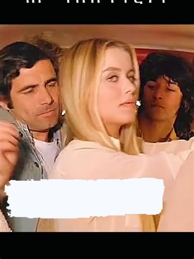 "በአውቶቡስ ውስጥ የተጀመረው ይህ ስሜት ወዴት ያመራ ይሆን? ቆም ብላ ስታየው ያለው ስሜት... ፍቅር ወይስ ሌ...