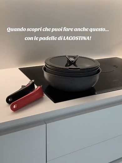 Il must have per la tua cucina? ✨La linea di padelle INGENIO di Lagostina! 🔸Manico removibile per impilarle e salvare spazio 🔸Thermo-signal: indica quando la padella è pronta per cucinare 🔸Compatibili con tutti i piani cottura 🔸Adatte per la cottura in forno 🔥e riponibili in frigorifero ❄️ Semplifica la tua vita in cucina, scopri i set di padelle Ingenio su Lagostina.it #Lagostina #LagostinaItaly #LagostinaIngenio @vany_homestyle