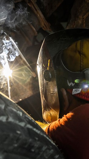 1M views · 11K reactions | 11/10 don't recommend... #WelderNation #WelderMemes #Welding #Welders #WeldLife #WeldingMemes | Welder Nation Ltd | Facebook