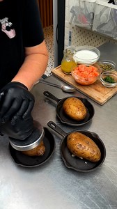 フライパンで作るポテトとサーモンのグラタン 🥔🐠 | ChefClub Japan