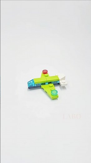 How to Build a Cute Mini LEGO Airplane ✈️ – Easy & Fun #lego #legoairplane #shorts