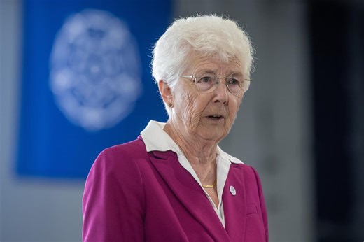 Mayor Ros Jones under pressure in council meeting after lease leak, refuses to resign