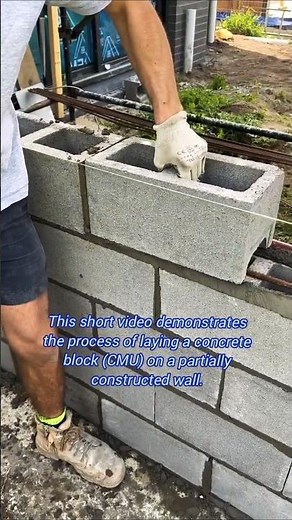 ​Laying Concrete Blocks: Quick Mortar Application Technique