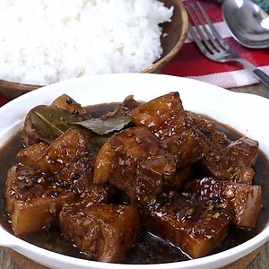 128K views · 2.3K reactions | Pork Adobo with Oyster Sauce is your classic Filipino adobo made extra special! It’s easy to make yet so tasty! You’ll love melt-in-your-mouth tender pork belly and sweet and savory sauce with steamed rice. Get the Full Recipe: https://www.kawalingpinoy.com/pork-adobo-with-oyster-sauce/ | Kawaling Pinoy Recipe Blog | Facebook