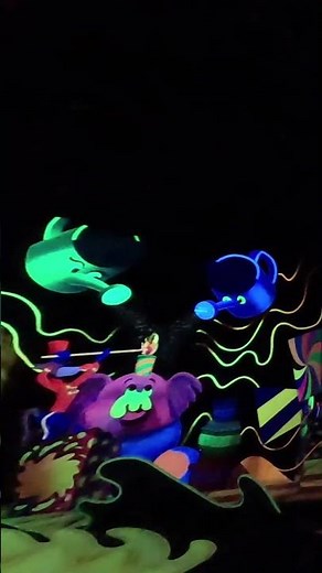 Step Into the Storybook: Winnie the Pooh Ride Full POV #DisneylandMagic #DisneyCharacters #FamilyFun