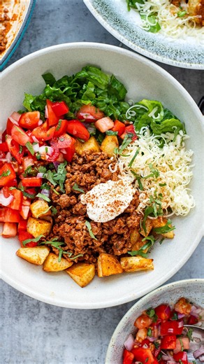 Taco Bowls With Ground Beef & Crispy Potatoes