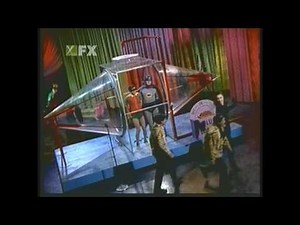 Batman Trapped in Catwoman's Echo Chamber!