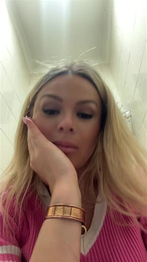 Kiwigirlxox (@kiwigirlxoxox)’s videos with original sound - Kiwigirlxox