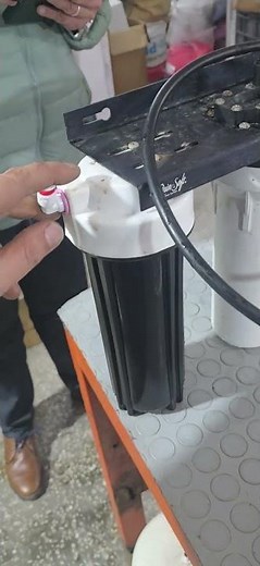 Rainsoft water filtration filter and housing replacement.