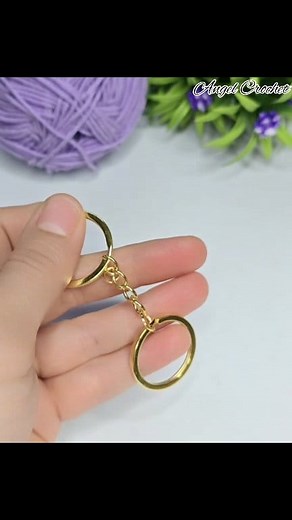 Beautiful crochet idea with 2 keychains😍❤️🎁Hermosa idea de ganchillo con 2 llaveros. #Angel_crochet_the_best #crochet #explore #tutorial #knitting | Angel crochet