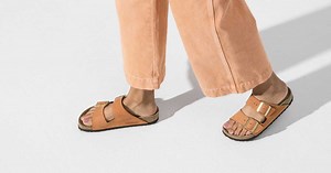 Comment bien porter les sandales Birkenstock stars de l’été ?