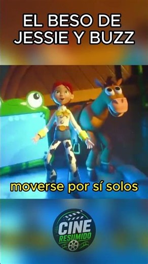 EL BESO DE JESSIE Y BUZZ LIGHTYEAR | TOY STORY 5 RESUMEN #animación #resumen #toystory