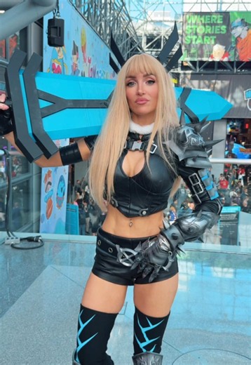 Magik from Marvel Tokon! #magikcosplay #magik #marveltokon #newyorkcomiccon #nycc2026