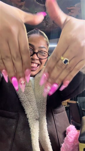 Amazing Nail Art Inspiration for Red Hair Lovers