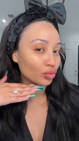 Transform Your Skin with Medicube PDRN Gel Mask