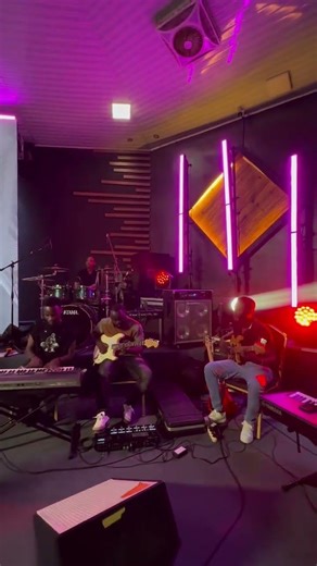 peace keyz ,Solop yves ishimwe bass ,Isaac nziza and Khar kheez #music