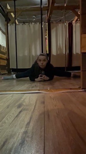 👀 Who wants to join in on the middle splits challenge with this bendy queen!? She didn't start this flexible! After lots of training and consistency, Cassie absolutely NAILED this one! 🙌💪 Hard work pays off! If your goal is to become more bendy, we can help get you there! Join us! . . . . #middlesplits #flexible #bendy #flexibilitychallenge #growth #progressnotperfection #progess #gpab #grandeprairie #gym | RRebel Academy - Grande Prairie, AB