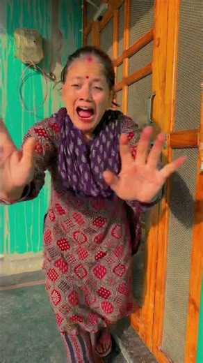 Chunnari Chunnari 😳🤪 #shorts #funny #thebnfamily