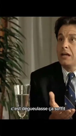 Le 'service' le plus gênant de l'histoire du cinéma (videos rire) (justforlaugh) #shorts #funny