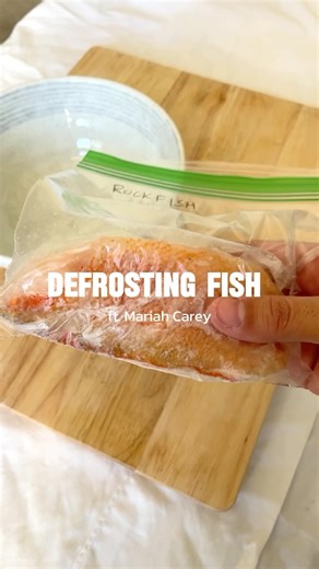 Fishful Future | San Diego Seafood Guide on Instagram: "Defrosting fish be like... Here’s a simplest way to quickly (and safely) thaw your frozen fish in cold water. 1. Bag It Up Place your frozen fish in a zip-top bag and seal well. If your fish is frozen in a vacuum-sealed bag, snip a small cut in the top of the bag to introduce oxygen to the bag (important to prevent the growth of dangerous anaerobic bacteria). Don’t thaw fish in direct contact with water —this can make it waterlogged and rui