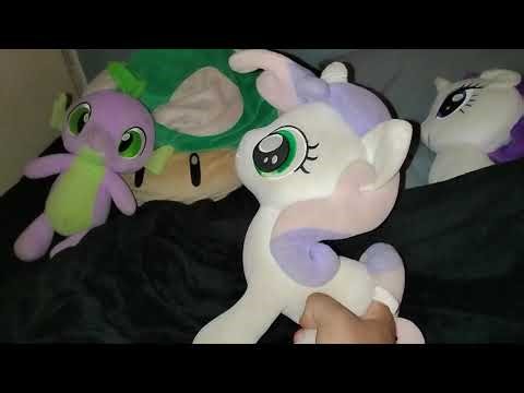 Spike Kisses Rarity in Sleep/Caught by Sweetie Belle