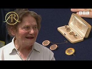 Greatest Finds: 'Marvellous' Diamond & Gold Cufflinks Have Incredible Value | BBC Antiques Roadshow