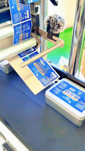 718K views · 2.9K reactions | Flat labeling machine | Henan Cyril Machinery Equipment Co.,LTD | Facebook