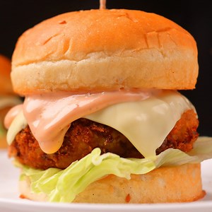 180K views · 1K reactions | Crispy Veg Burger - Quick and Easy Written recipe: https://bit.ly/2DBUFfS Follow me on Instagram: https://www.instagram.com/aartimadan/ In this crispy veg burger recipe, I will show you how you can make a delicious patty using vegetables, and a yummy burger sauce using only 4 ingredients. Perfect for vegetarians who are looking to indulge in something sinful, but homemade. | Aarti Madan | Facebook