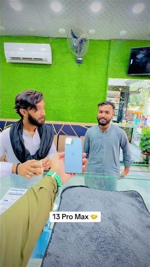 iPhone 13 Pro max 🤝 #mobile #smartphone #youtubeshorts #shorts