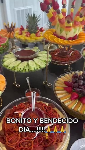 Stunning Fruit Arrangements for Your Buffet Table